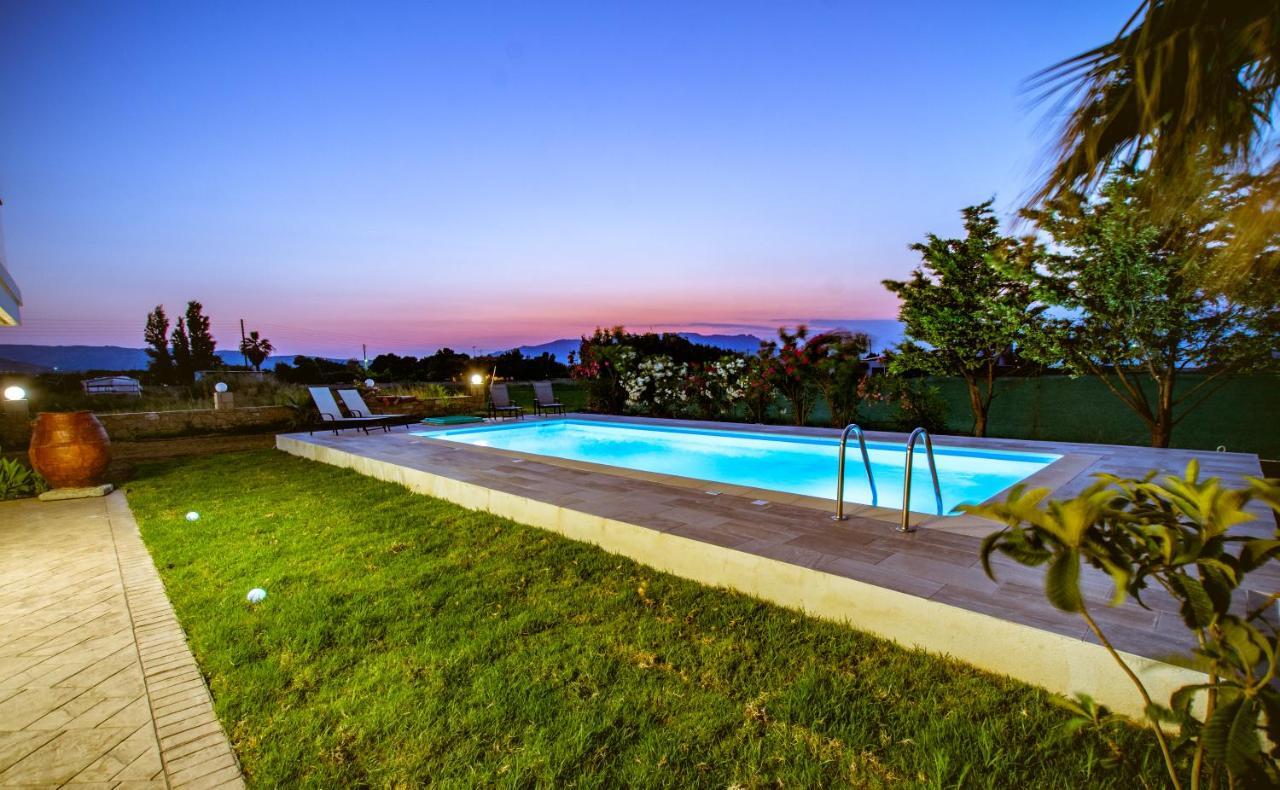 Martimi Apartments - 200M From Drapanias Beach - Pool - Hot Tub - Sauna - Bbq 基萨莫斯 外观 照片